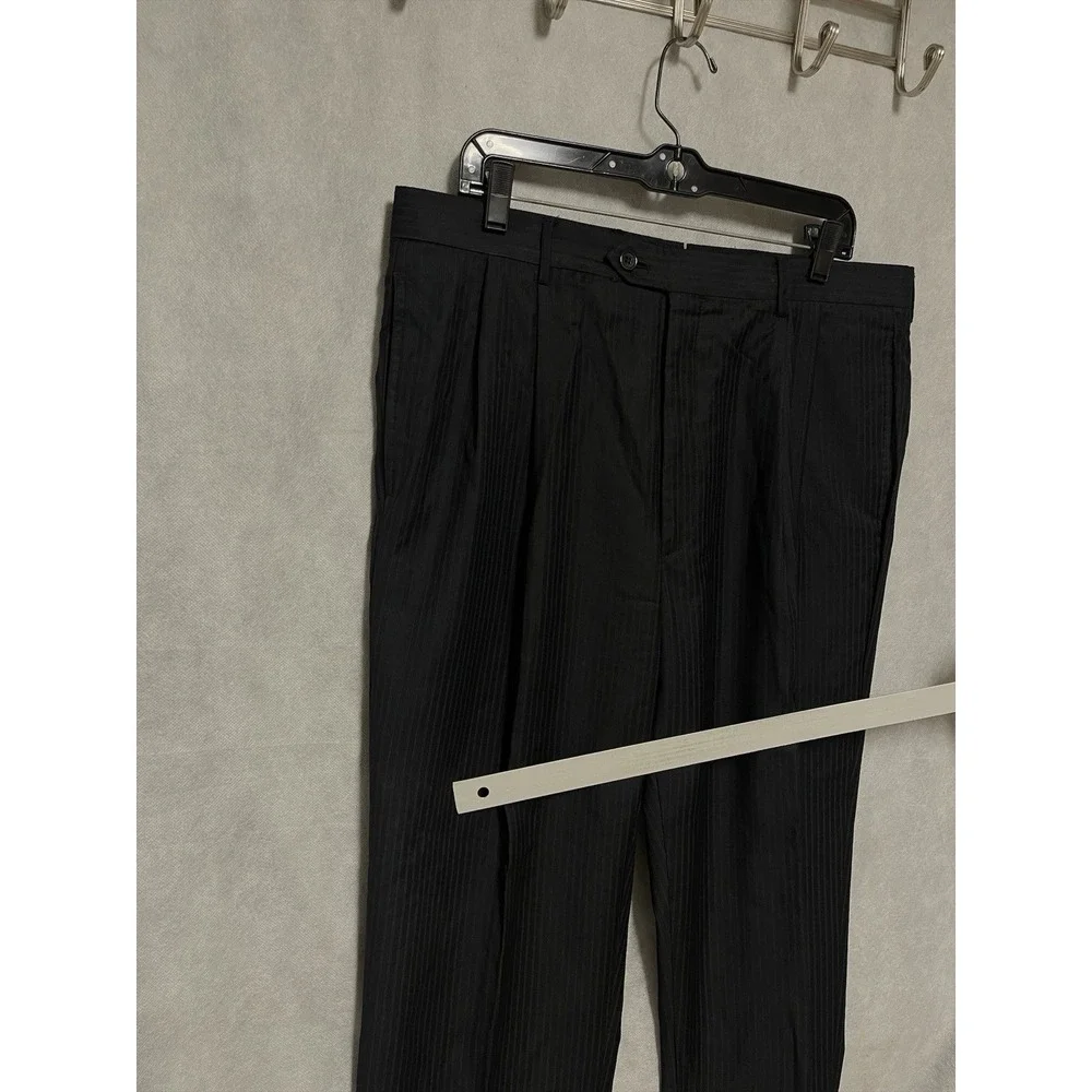 Jos. A. Bank size 42l